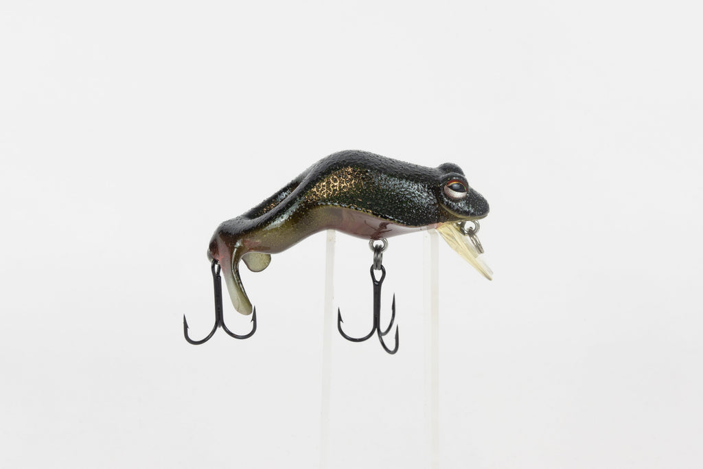 Megabass Type-X - 2005 model - Bell Frog colour - Discontinued rare fishing lure, new in original packaging. Right side view of lure. 
