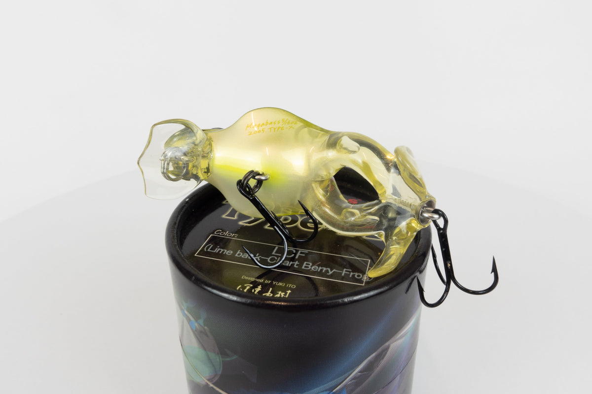 Megabass Type-X - 2005 - LCF (Lime Back Chart - Berry-Frog) - Discontinued rare fishing lure, new in original packaging. Belly view of lure showing model and year stamp. 