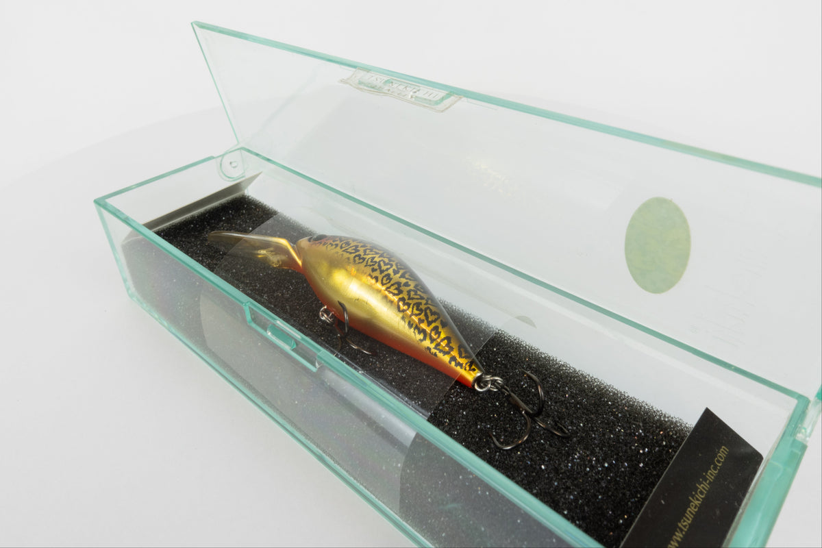 Tsunekichi Co Hama Crank 55MR - Kinkaku - Kyoto Exclusive, discontinued fishing lure new in original packaging, front view.