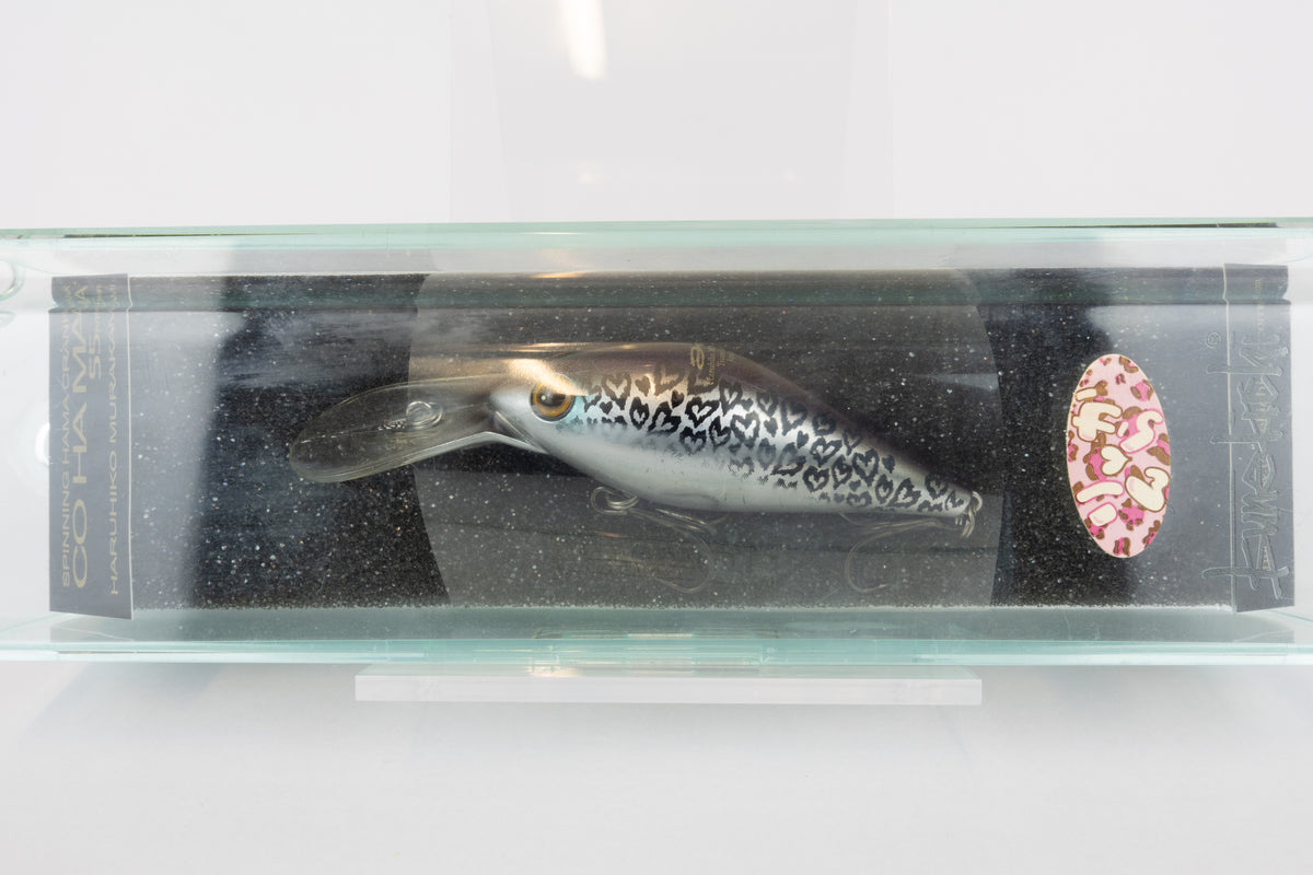 Tsunekichi Co Hama Crank 55MR - Ginkaku - Kyoto Exclusive, discontinued japanese fishing lure in original packaging, close up view.