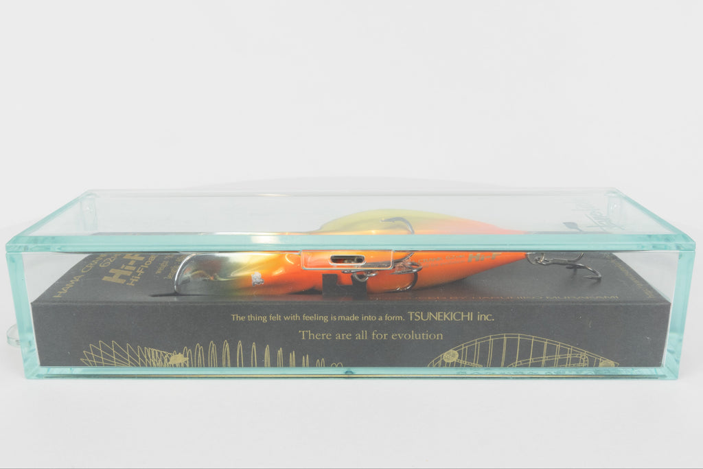Tsunekichi Hama Crank 62MR - Gold Black (Plated), discontinued japanese fishing lure, new in original packaging, side view. 