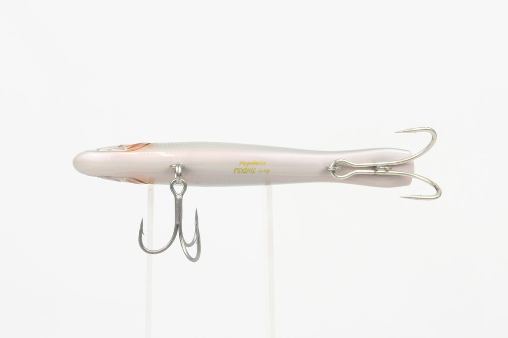 Megabass Psychic, Hama Shirasu, belly view